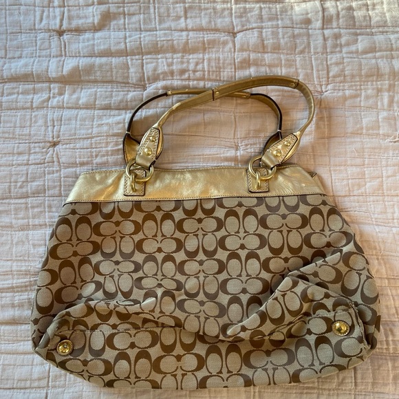 Coach Purse - Picture 2 of 6